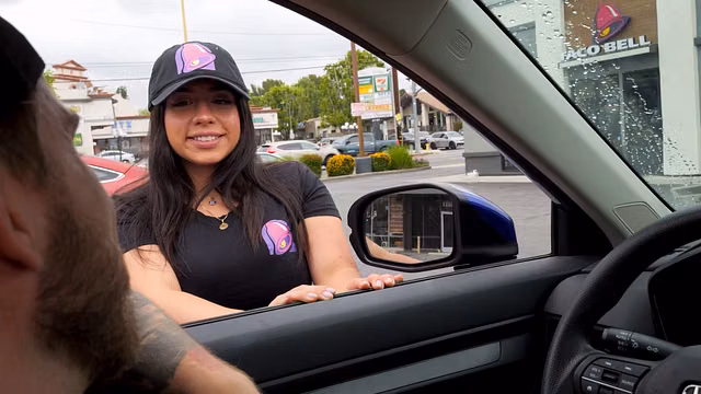Big Booty Latina Taco Bell Worker Fucked in Car