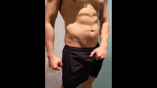 Latino Hunk Gives Himself Golden Shower in Gym