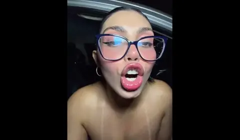 Latina Live Outdoor Blowjob in Public Garden