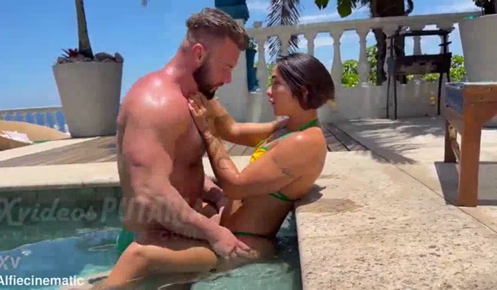 Fit Latina Woman Gets Fucked in Bedroom