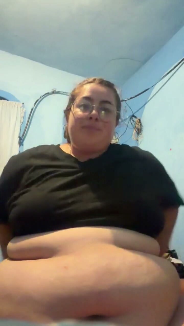 Latina Burps in Bedroom Solo Moment