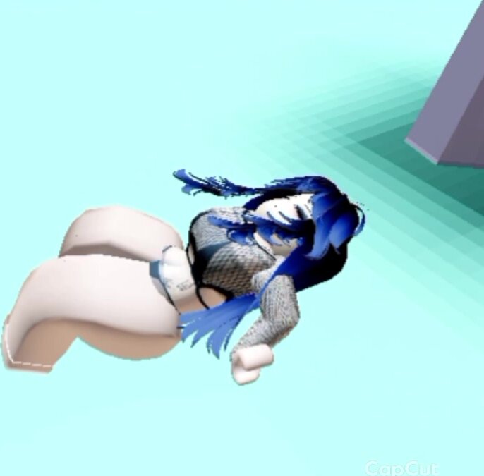 Latina Roblox Mommy Twinks in 3D Strip Show