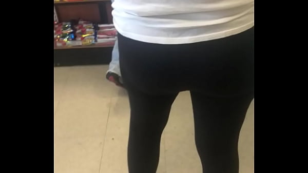 Candid Latina Big Booty in Spandex Leggings