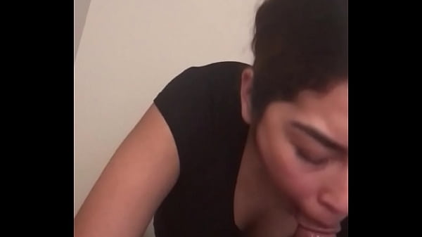 Latina Gives Blowjob in Short Clip