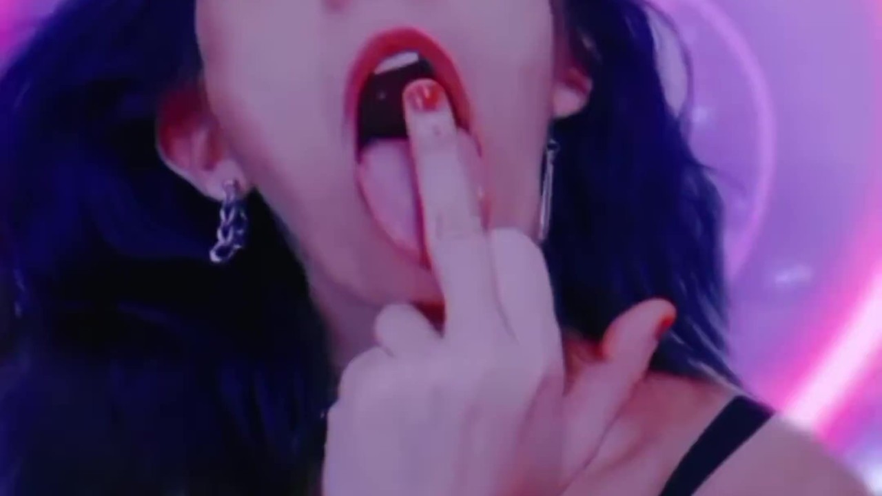 Angry Latina Dominates Loser in Hardcore