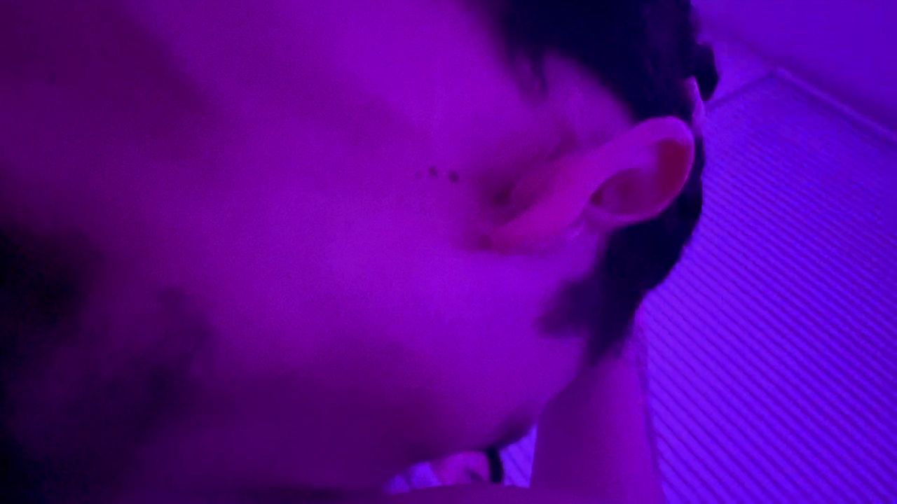 Latina Squirts Fast in 1 Minute