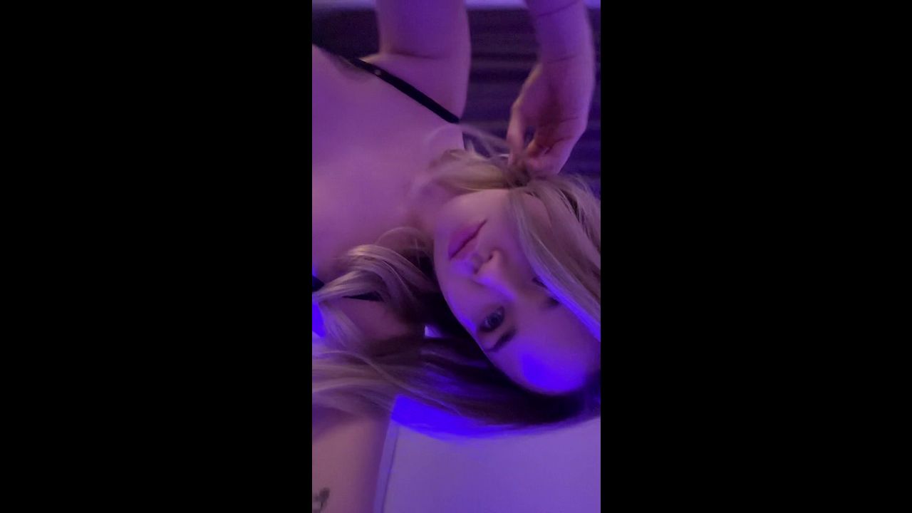 Horny Latina Morning Masturbation Solo