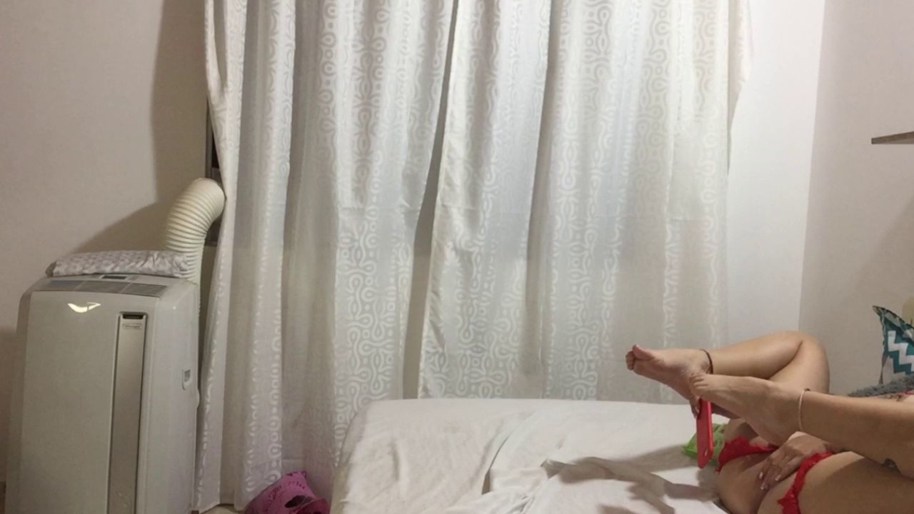 Latinas Masturbate with Passion