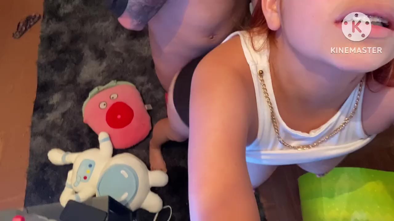 Latin MILF Drains Guy of Cum in 8 Minutes