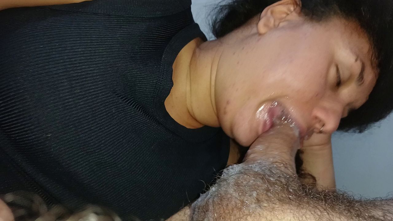 Latina Gives Deepthroat Blowjob