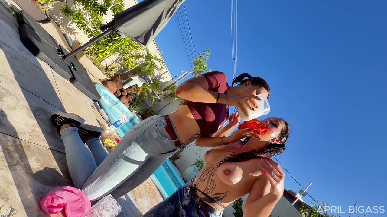 Latina Girls Get Dirty By Pool
