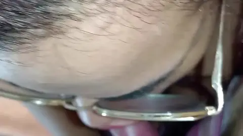 Latina Blowjob Live Stream in Bedroom